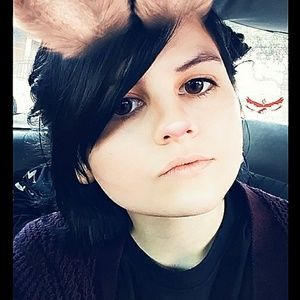 Meet your Posher, Breanna